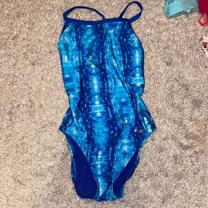 one piece swimsuit for girls.